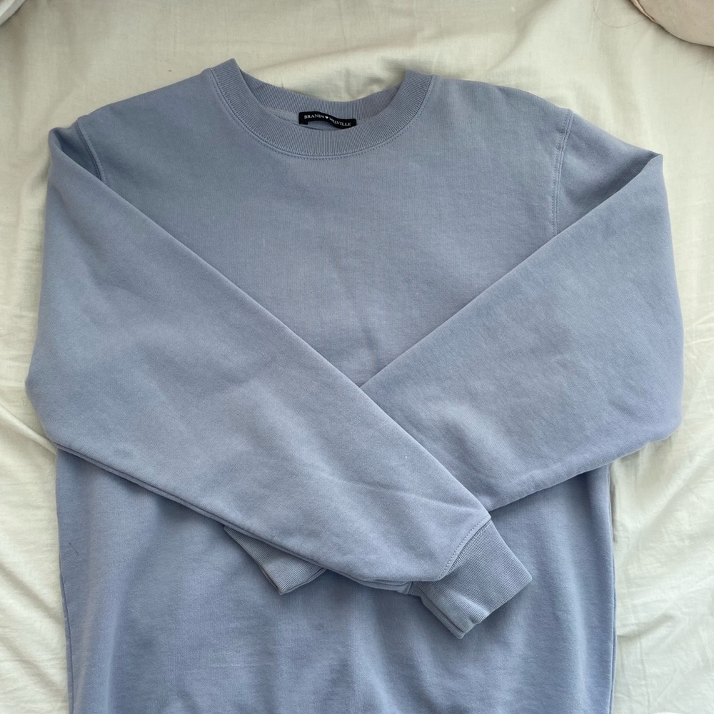 BRANDY MELVILLE CREW NECK
